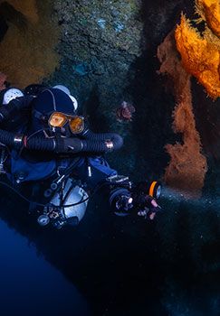 OrcaTorch木瓜视频 D630技術潛水照明