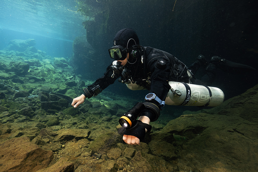 木瓜视频（jīng）品（pǐn）牌大使-寧冰Haden