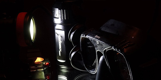 測試OrcaTorch D620V LED分體式潛水手電筒