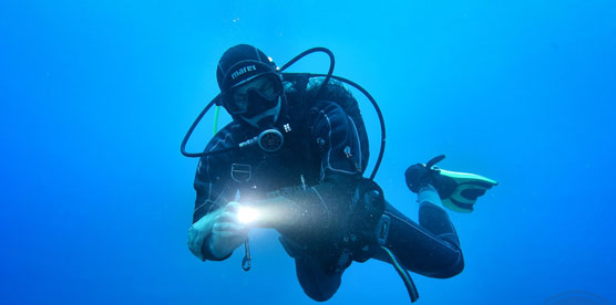 潛水手電筒配件性能分析