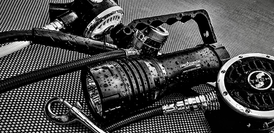 如何保養潛水照明手電筒燈 